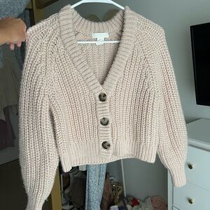 H&M sweather never worn